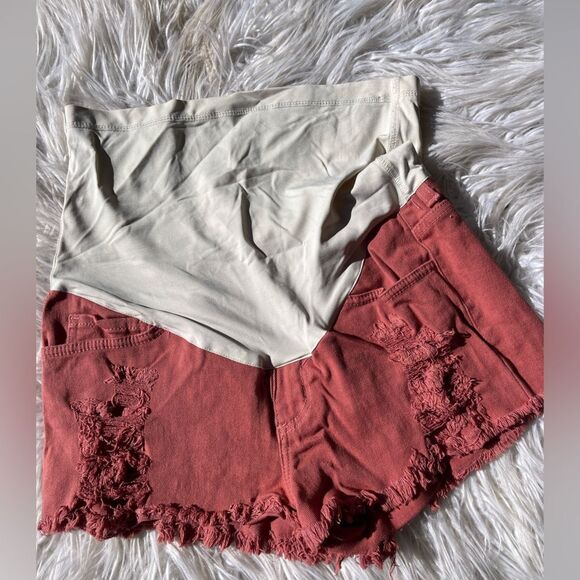 pink blush 💫maternity shorts medium - Picture 1 of 4
